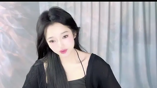 Lucky Qiao online show from December 9, 2024, 3:00 pm