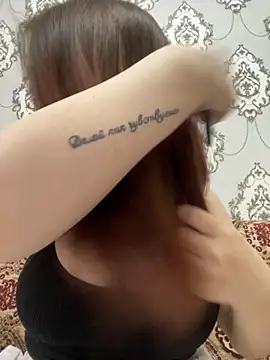 Snapshot of StormBeverly chatting on November 13, 2025, 9:35 am StormBeverly online show from November 13, 2025, 9:35 am