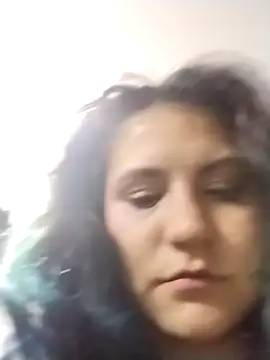 gigiqueen 18 online show from April 8, 2026, 5:53 am