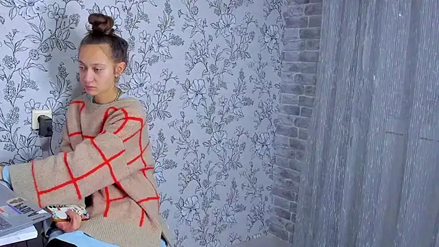 EllaSky xoxo online show from November 28, 2025, 12:33 am