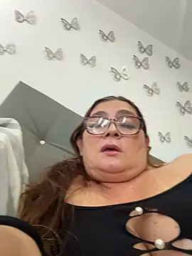 AntonellaAlondra4 online show from April 10, 2026, 3:41 pm