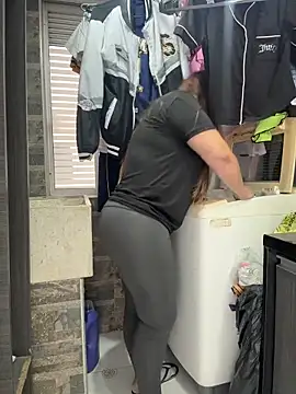 AntonellaAlondra4 online show from February 22, 2026, 7:15 pm