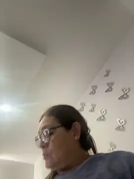 AntonellaAlondra4 online show from February 26, 2026, 7:03 pm