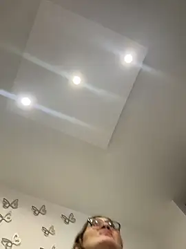 AntonellaAlondra4 online show from February 22, 2026, 3:31 am