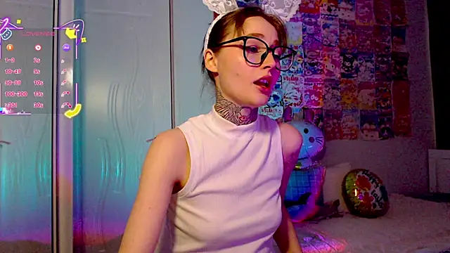 Milky way UwU online show from April 3, 2026, 4:19 am