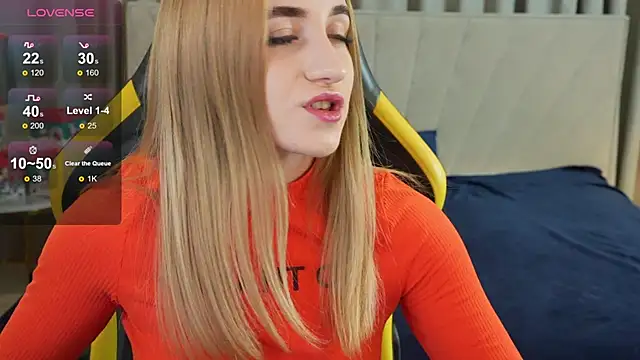 Snapshot of Tess_LovelyWest chatting on December 30, 2024, 8:04 pm Tess LovelyWest online show from December 30, 2024, 8:04 pm