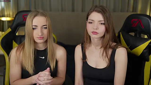 Snapshot of Tess_LovelyWest chatting on February 26, 2025, 11:43 am Tess LovelyWest online show from February 26, 2025, 11:43 am