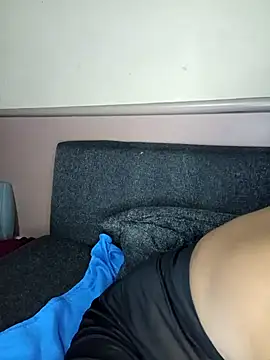 slimcate91 online show from September 19, 2025, 1:53 am