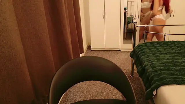 karlaolivia online show from March 20, 2026, 9:21 am