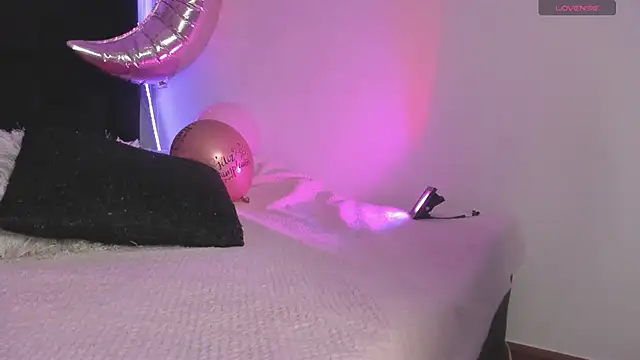 DesireSweet online show from March 12, 2025, 4:41 am