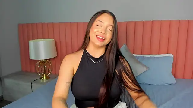 NathRossi online show from February 23, 2025, 2:07 am