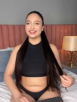 NathRossi online show from February 21, 2025, 2:39 am