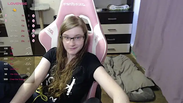 Tomato Tease online show from October 6, 2025, 12:39 pm