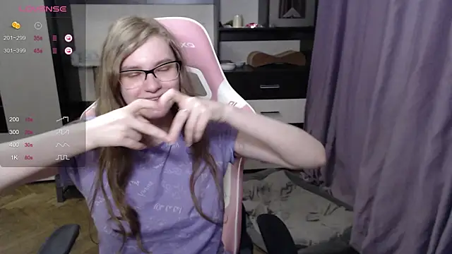 Tomato Tease online show from February 25, 2025, 9:15 pm