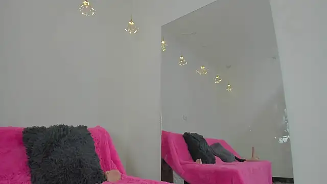 Snapshot of Lori_Evanss chatting on March 22, 2025, 12:14 pm Lori Evanss online show from March 22, 2025, 12:14 pm