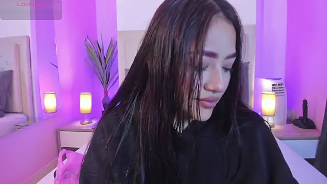 nicolle pierce online show from March 27, 2026, 1:01 pm