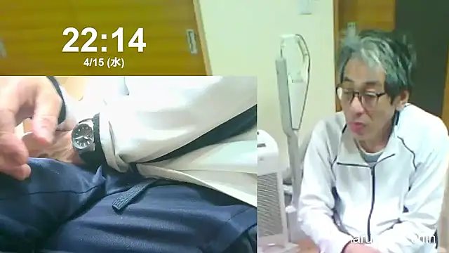 mama010-chan online show from April 15, 2026, 1:15 pm