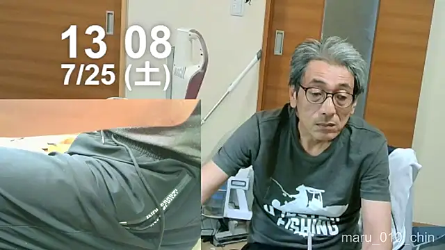 Snapshot of mama010-chan chatting on July 25, 2026, 4:09 am mama010-chan online show from July 25, 2026, 4:09 am