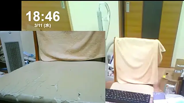 mama010-chan online show from March 11, 2026, 9:47 am