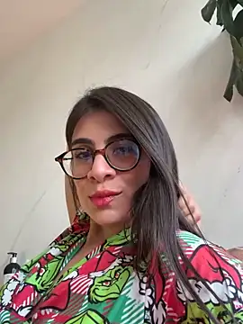 MariaIsabella8 online show from March 5, 2025, 3:51 pm