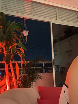 MariaIsabella8 online show from October 11, 2025, 11:17 pm