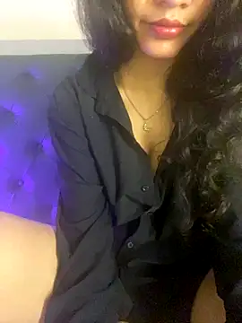 Divyaa69 online show from September 14, 2025, 10:37 am