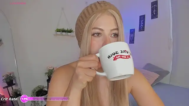 Snapshot of sara_sweet9 chatting on October 21, 2025, 8:08 pm sara sweet9 online show from October 21, 2025, 8:08 pm