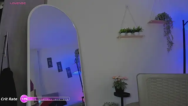 Snapshot of sara_sweet9 chatting on October 22, 2025, 9:35 pm sara sweet9 online show from October 22, 2025, 9:35 pm