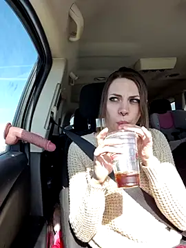 KSwonderland6 online show from March 2, 2025, 5:41 pm