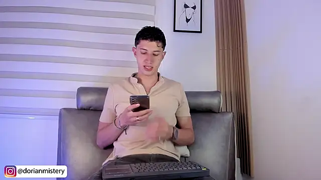 Dorianmistery2322  online show from March 6, 2026, 12:05 am