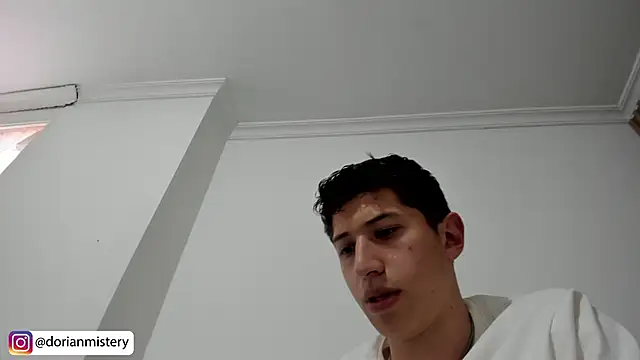 Snapshot of Dorianmistery2322_ chatting on February 18, 2026, 8:49 pm Dorianmistery2322 online show from February 18, 2026, 8:49 pm