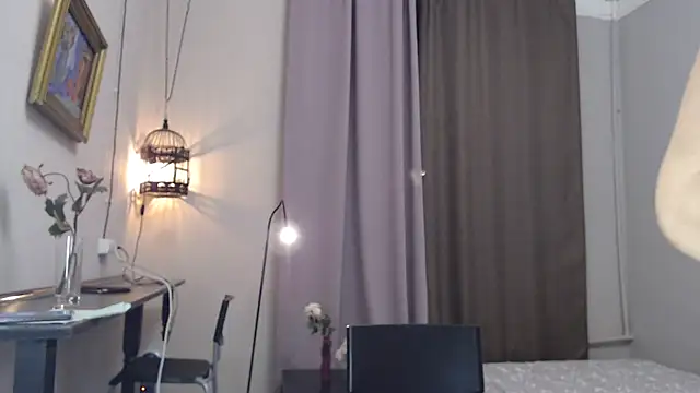 Juli julyyy online show from December 2, 2024, 10:51 pm