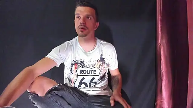 DonyBrown online show from April 10, 2026, 3:46 am