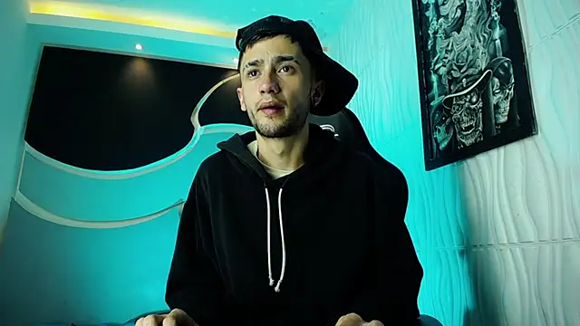 Snapshot of jeysexyboy_2 chatting on December 10, 2024, 3:30 am jeysexyboy 2 online show from December 10, 2024, 3:30 am