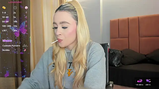 miacarperr1 online show from April 10, 2026, 9:11 pm