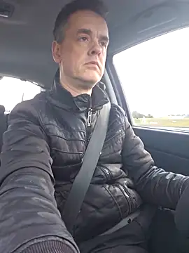 Hectorthyssen1 online show from February 26, 2025, 4:38 pm