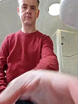 Hectorthyssen1 online show from February 28, 2025, 3:59 pm