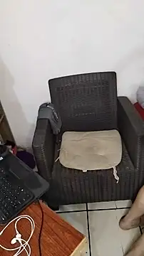 miketripi420 online show from February 20, 2026, 5:26 am