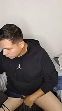 miketripi420 online show from February 1, 2026, 5:38 am