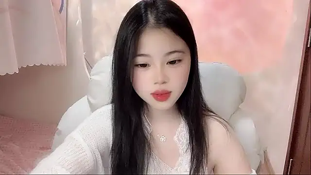 HelloKitty-qiqi online show from January 18, 2025, 4:10 pm