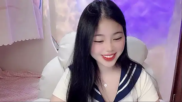 HelloKitty-qiqi online show from January 16, 2025, 4:28 pm