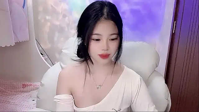 HelloKitty-qiqi online show from December 29, 2024, 4:16 am