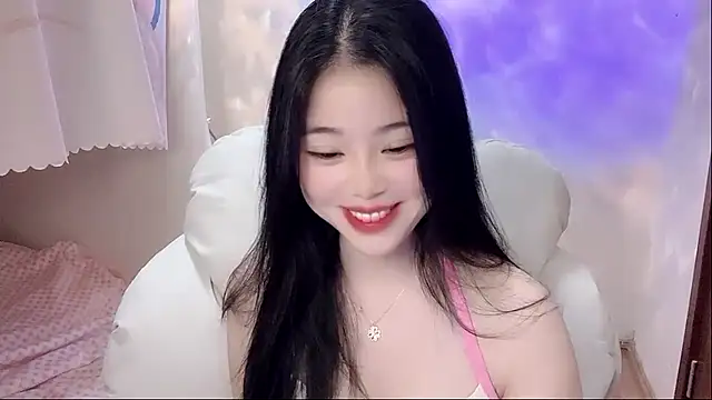 HelloKitty-qiqi online show from January 19, 2025, 4:25 pm