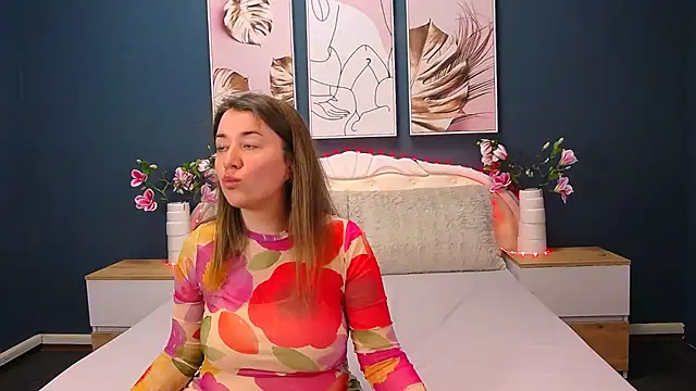 LeonnaJones online show from March 6, 2025, 11:47 am