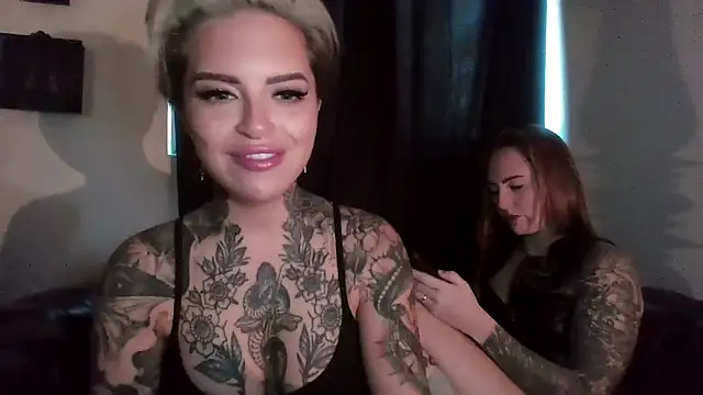 Snapshot of Alexandersonxo chatting on November 30, 2025, 11:00 am Alexandersonxo online show from November 30, 2025, 11:00 am