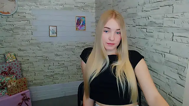 Queen ofLove online show from January 12, 2025, 12:23 pm