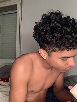 Ryan-hot online show from September 25, 2025, 9:54 pm