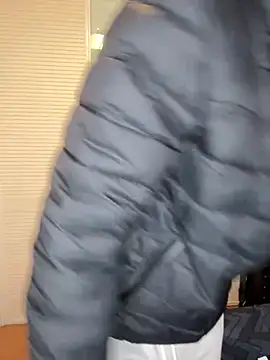 Ryan-hot online show from March 5, 2025, 3:40 am