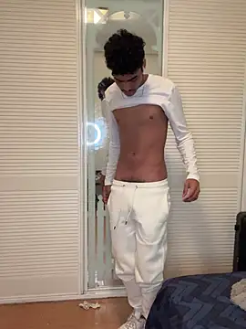 Ryan-hot online show from March 9, 2025, 12:53 am