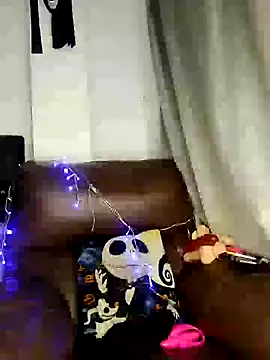 Snapshot of Tomihe_ chatting on December 11, 2024, 6:14 am Tomihe online show from December 11, 2024, 6:14 am